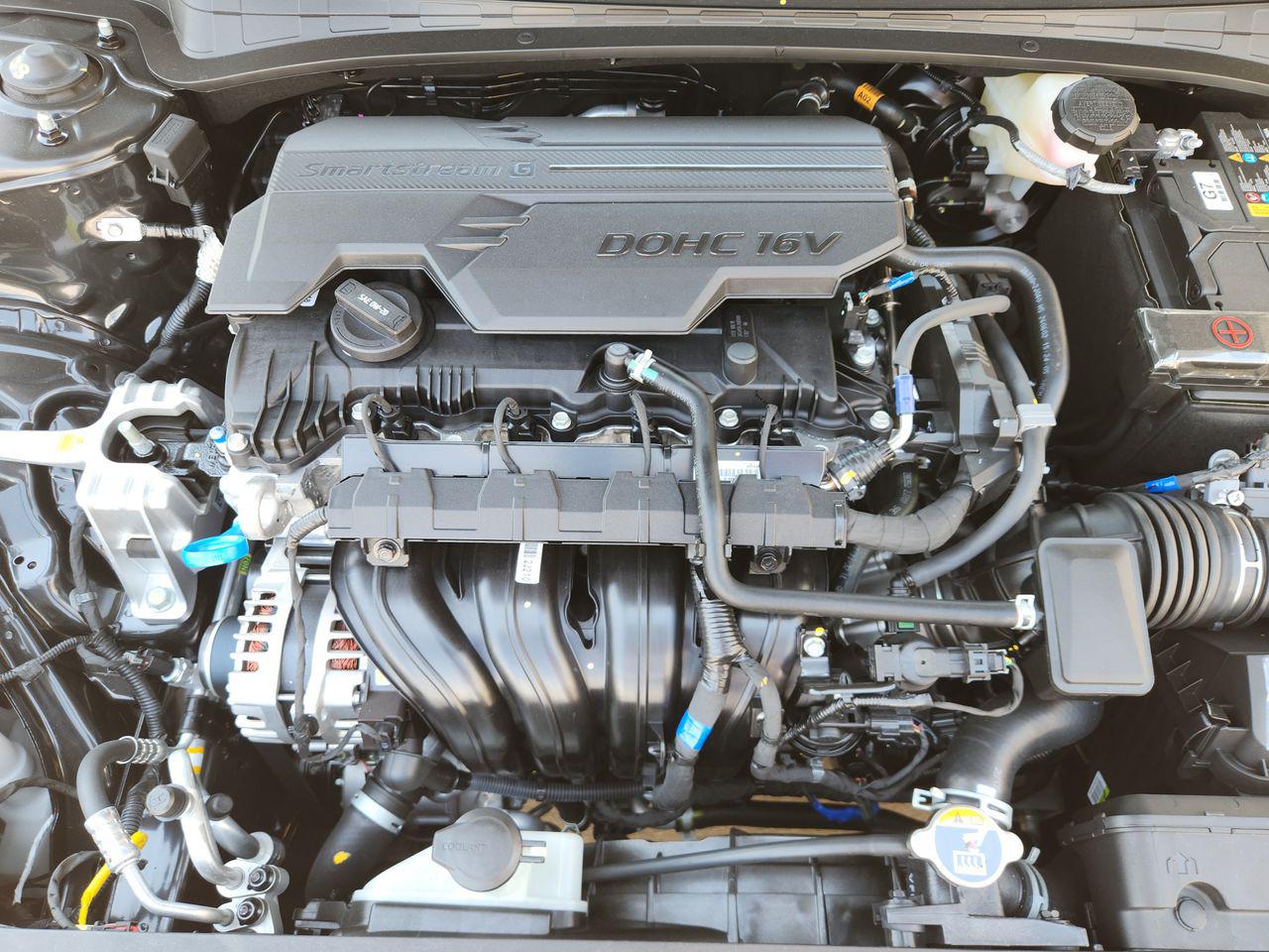 New 2026 Abyss Black Hyundai SE image 28
