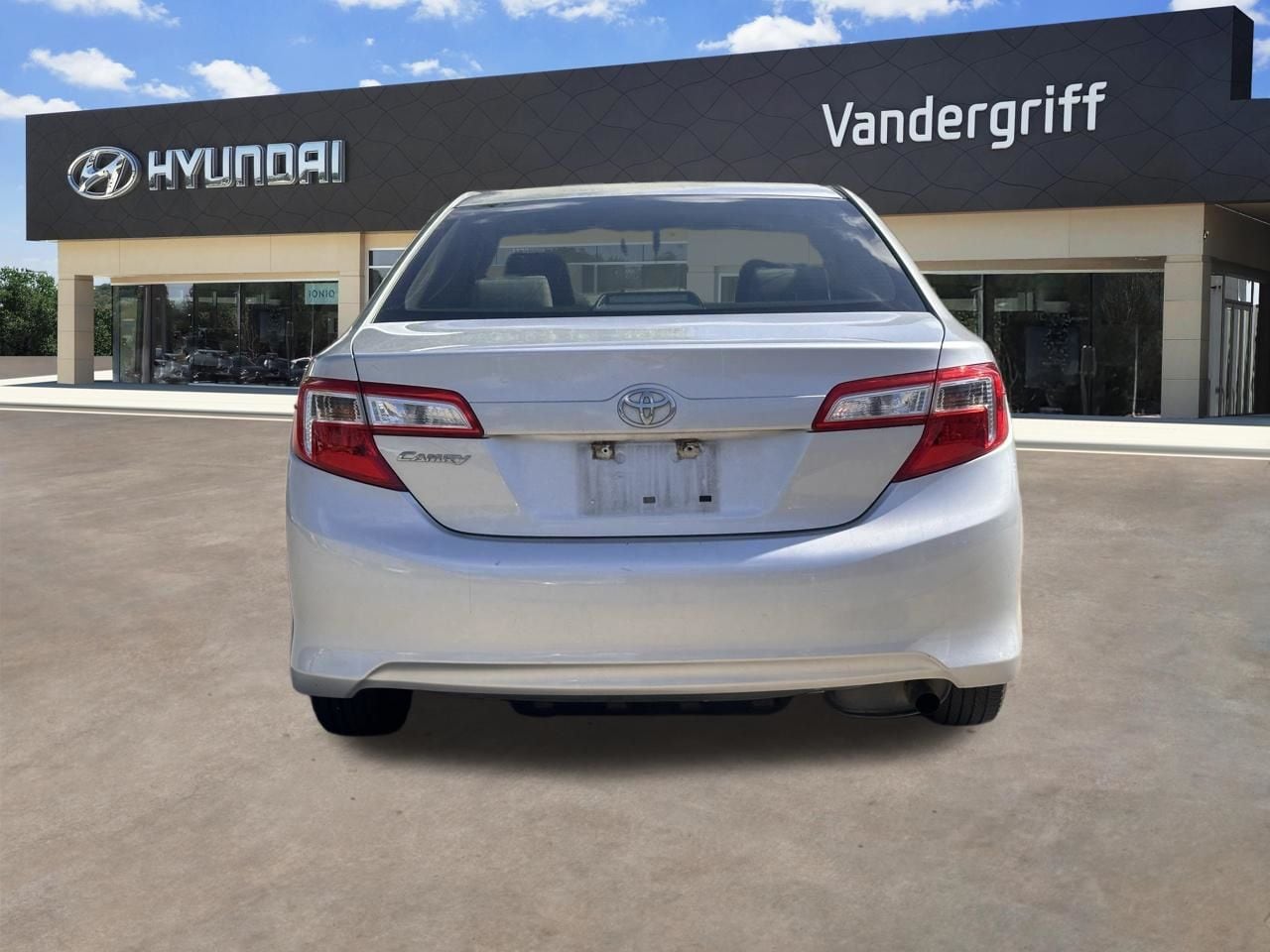 Used 2012 Classic Silver Toyota LE image 9