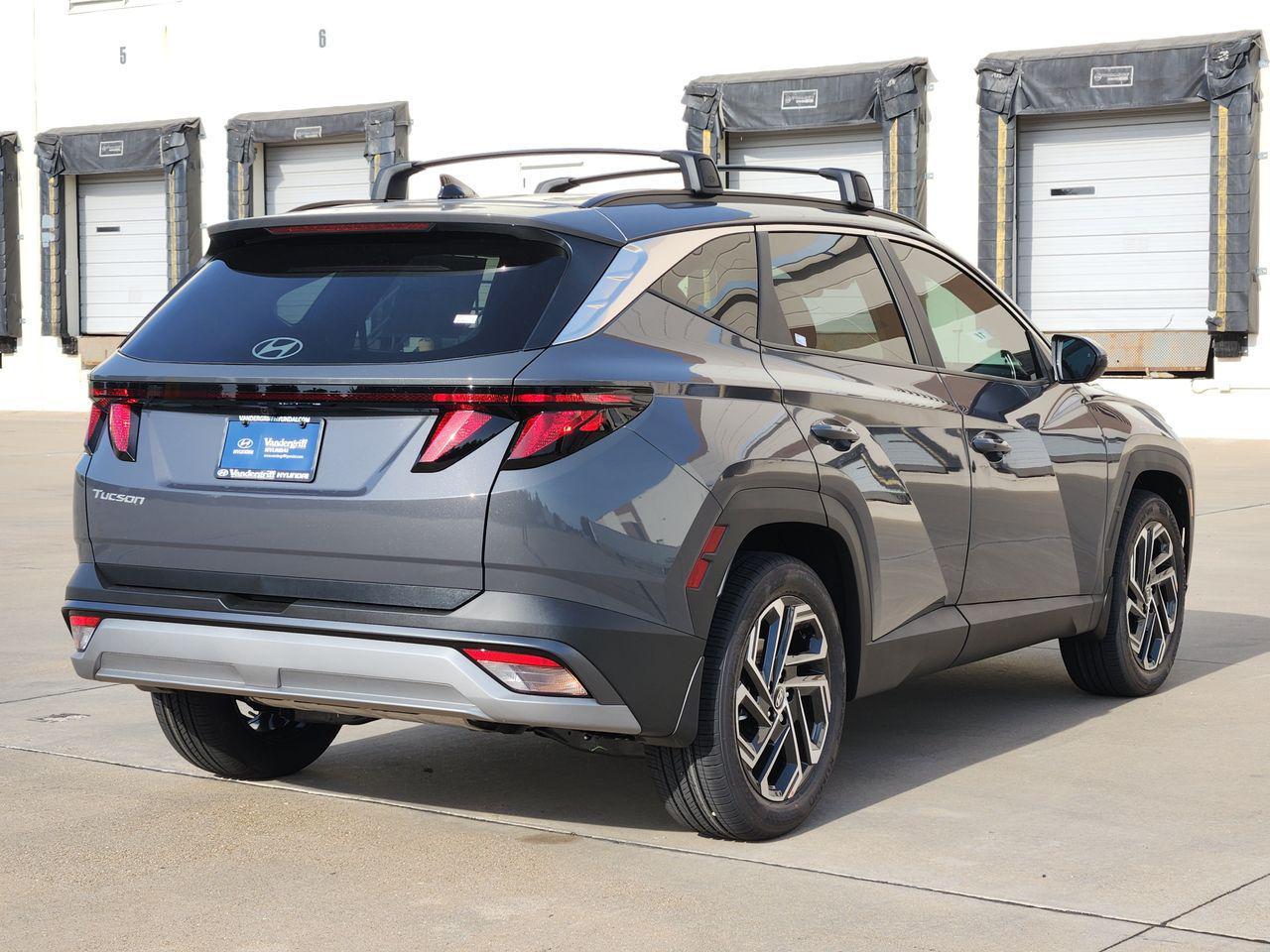 New 2026 Ecotronic Gray Hyundai SEL Plus FWD image 4