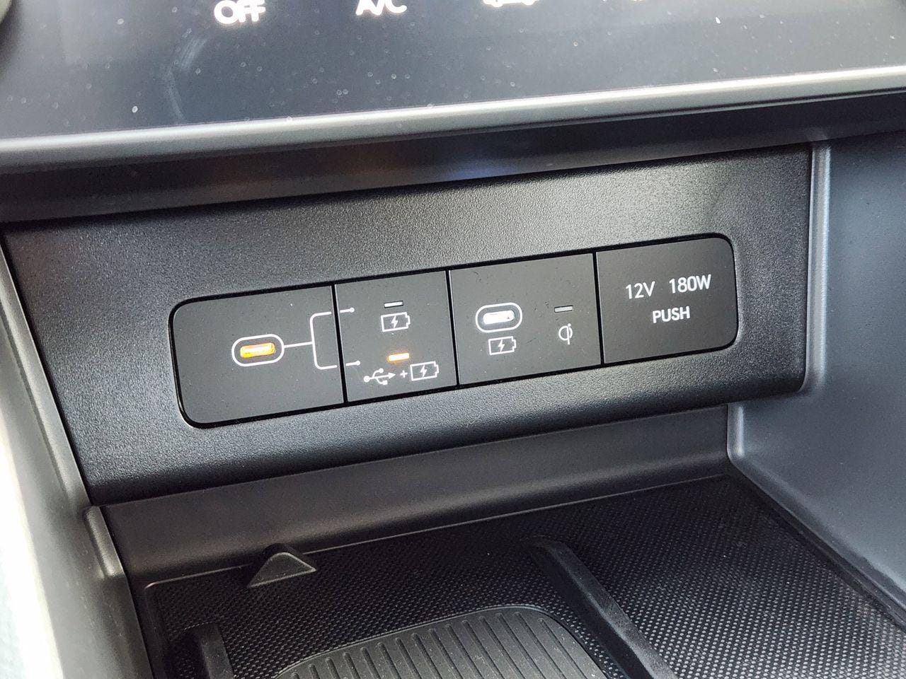 New 2026 T4A Silver Hyundai SEL Sport image 18