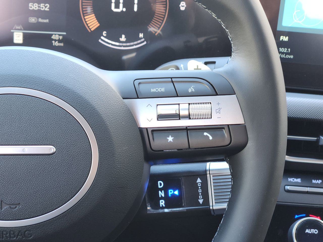 New 2026 T4A Silver Hyundai SEL Sport image 28