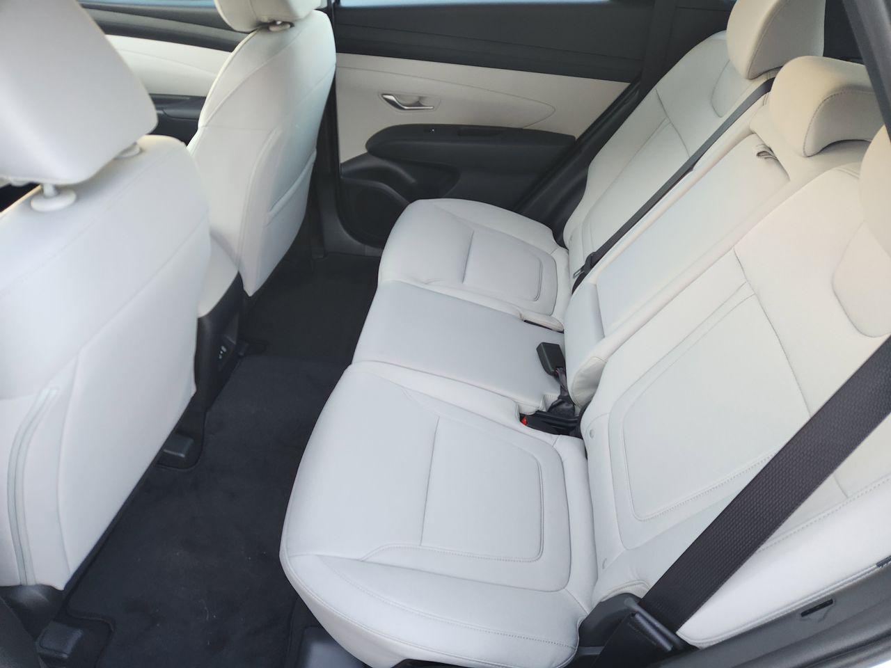 New 2026 W6H White Hyundai SE FWD image 28