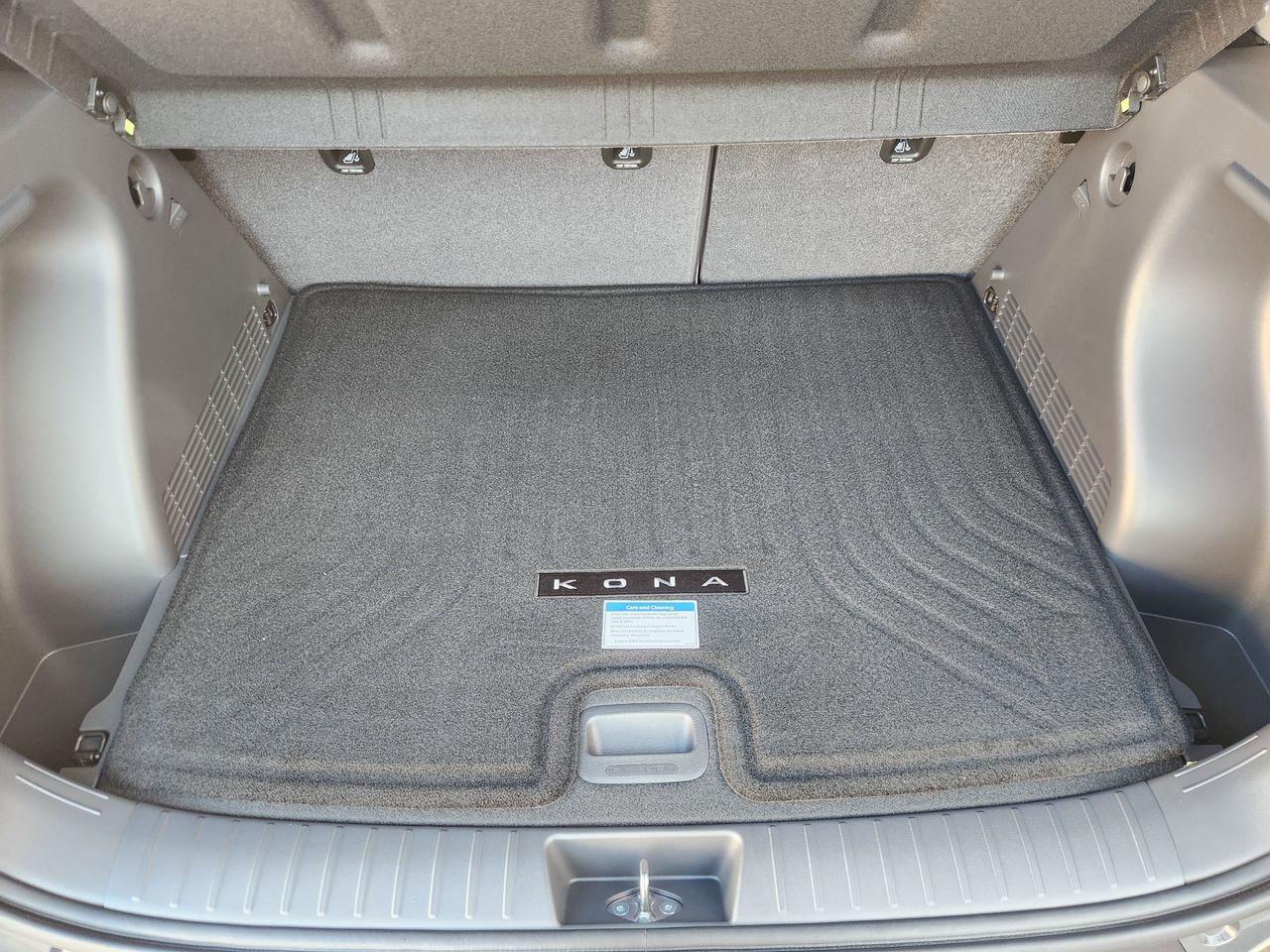 New 2026 PE2 Gray Hyundai SEL Premium FWD image 30