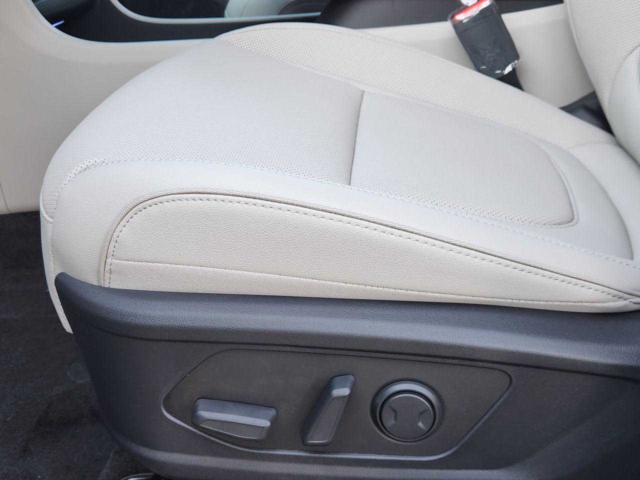 New 2026 S3B Black Hyundai Limited image 26