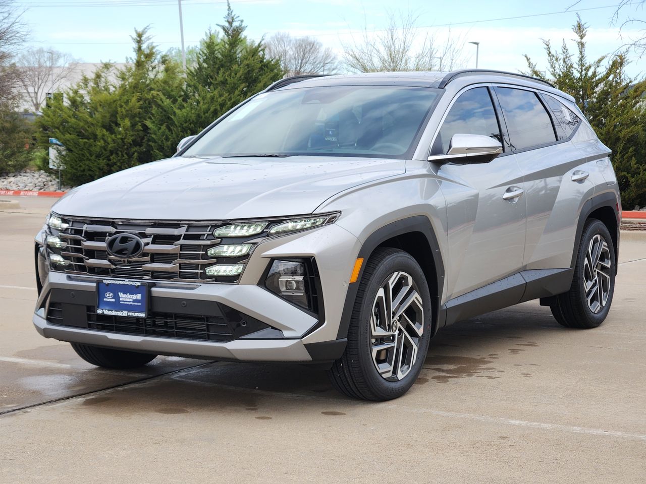 New 2026 R2T Silver Hyundai Limited FWD image 2