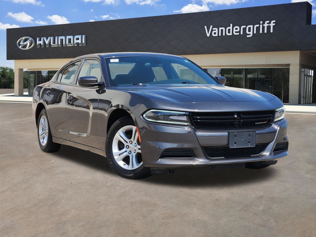 2020 Dodge Charger Gris (Granite Crystal Metallic Clearcoat) Sedán Tracción trasera 8 velocidades Automática