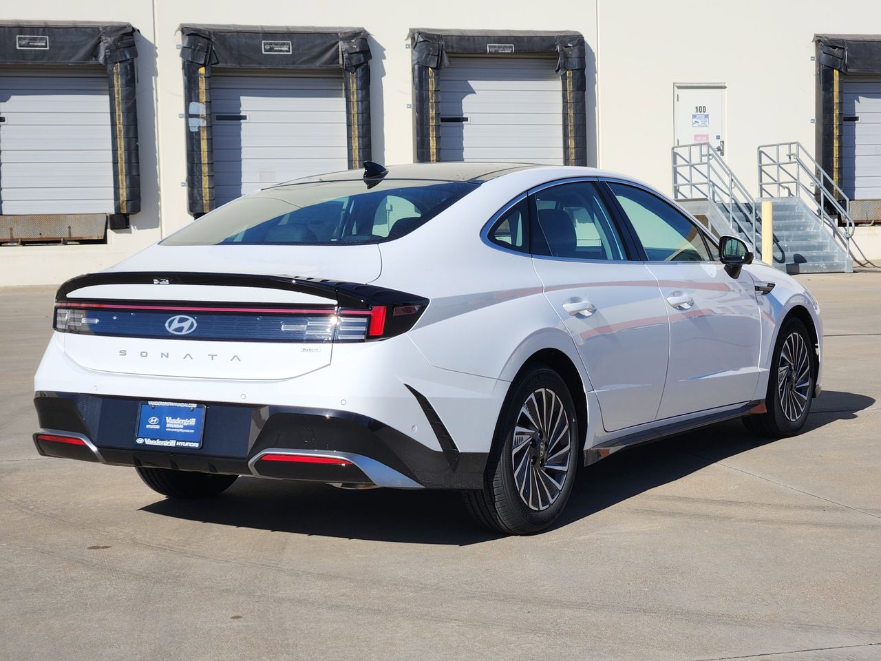 New 2026 W6H White Hyundai Limited image 4