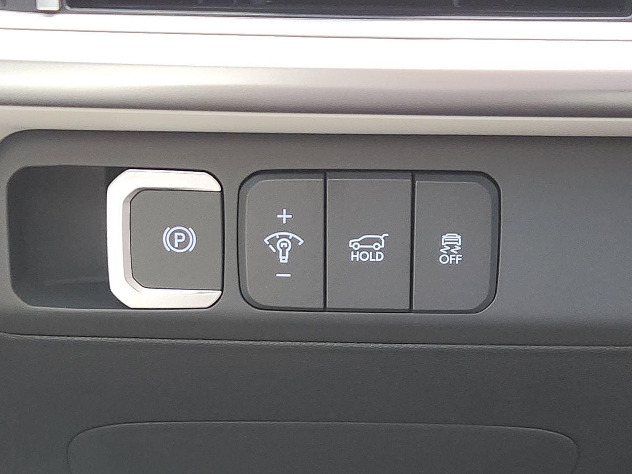 New 2026 W6H White Hyundai SE FWD image 20