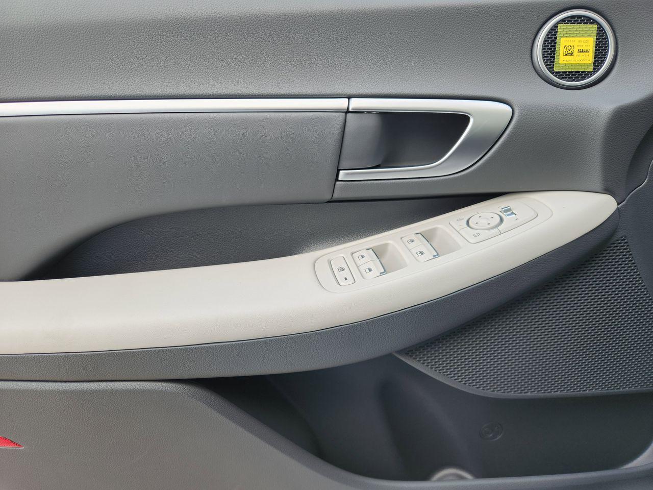 New 2026 Serenity White Hyundai SEL Sport image 23