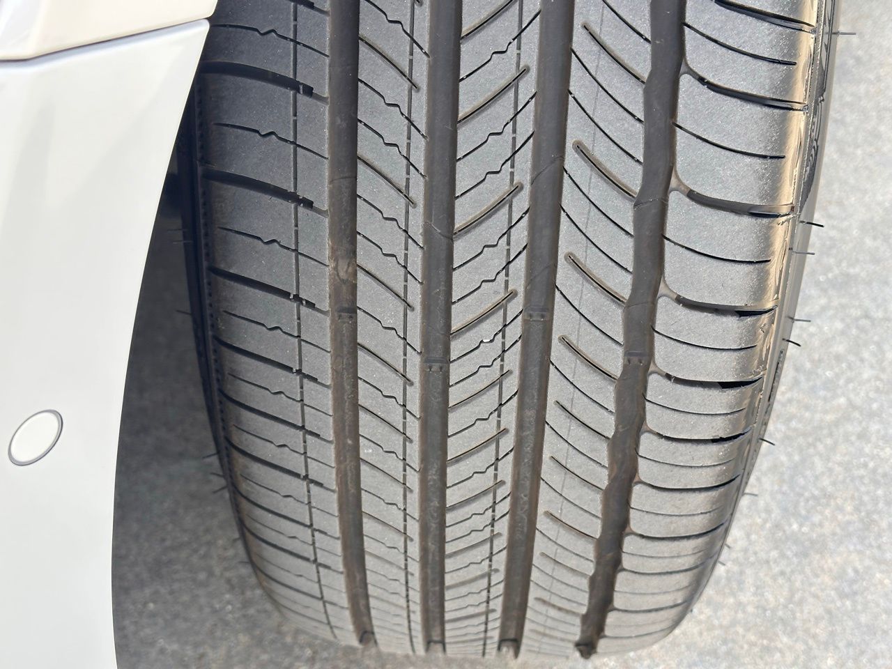 Used 2025 Uyuni White Genesis 3.5T e-SC image 3