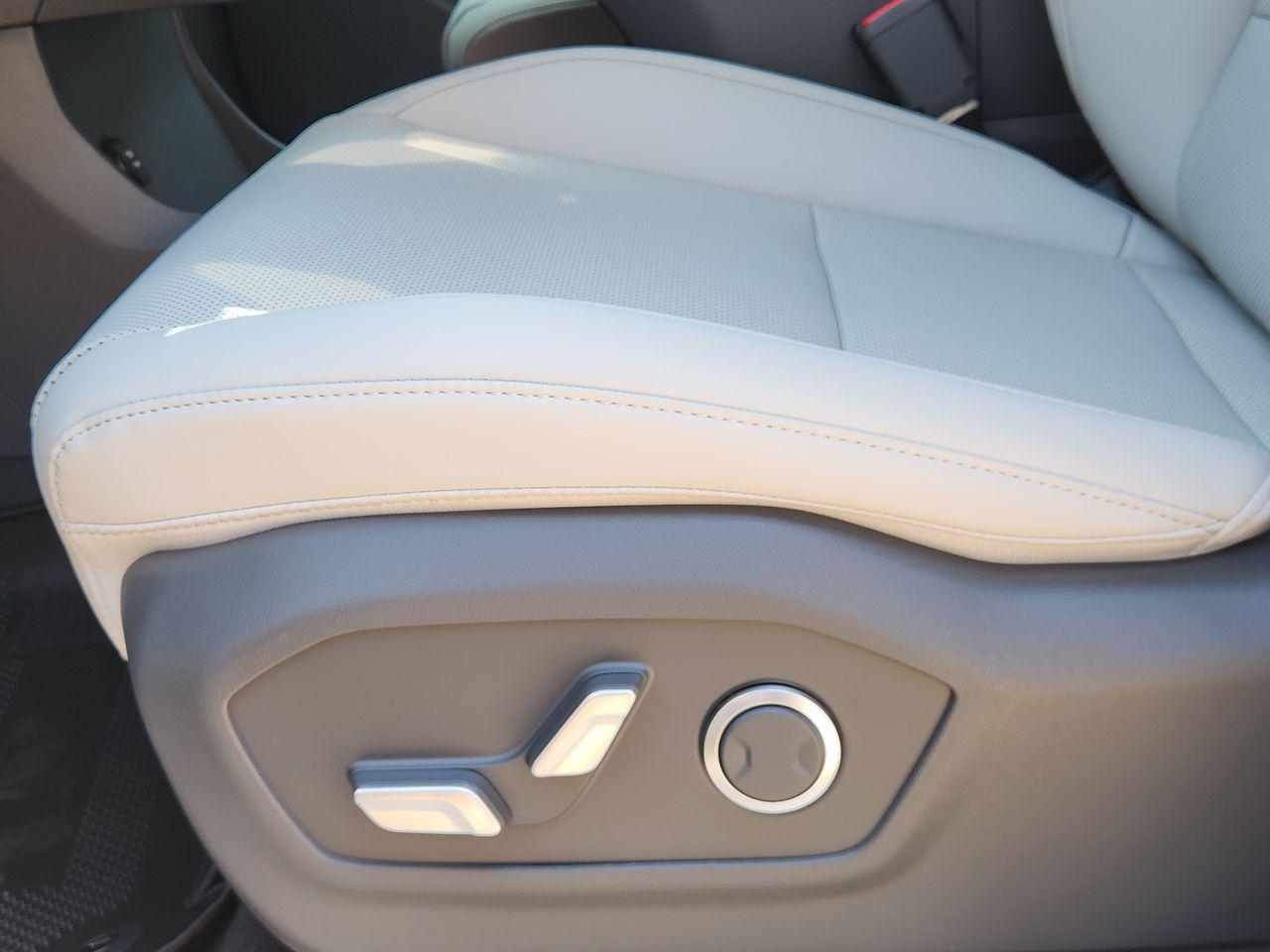 New 2027 Ecotronic Gray Hyundai SEL FWD image 23