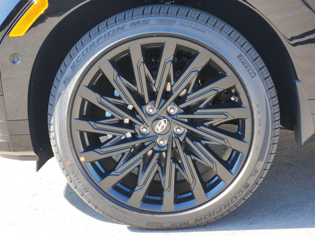 New 2026 S3B Black Hyundai Calligraphy FWD image 7