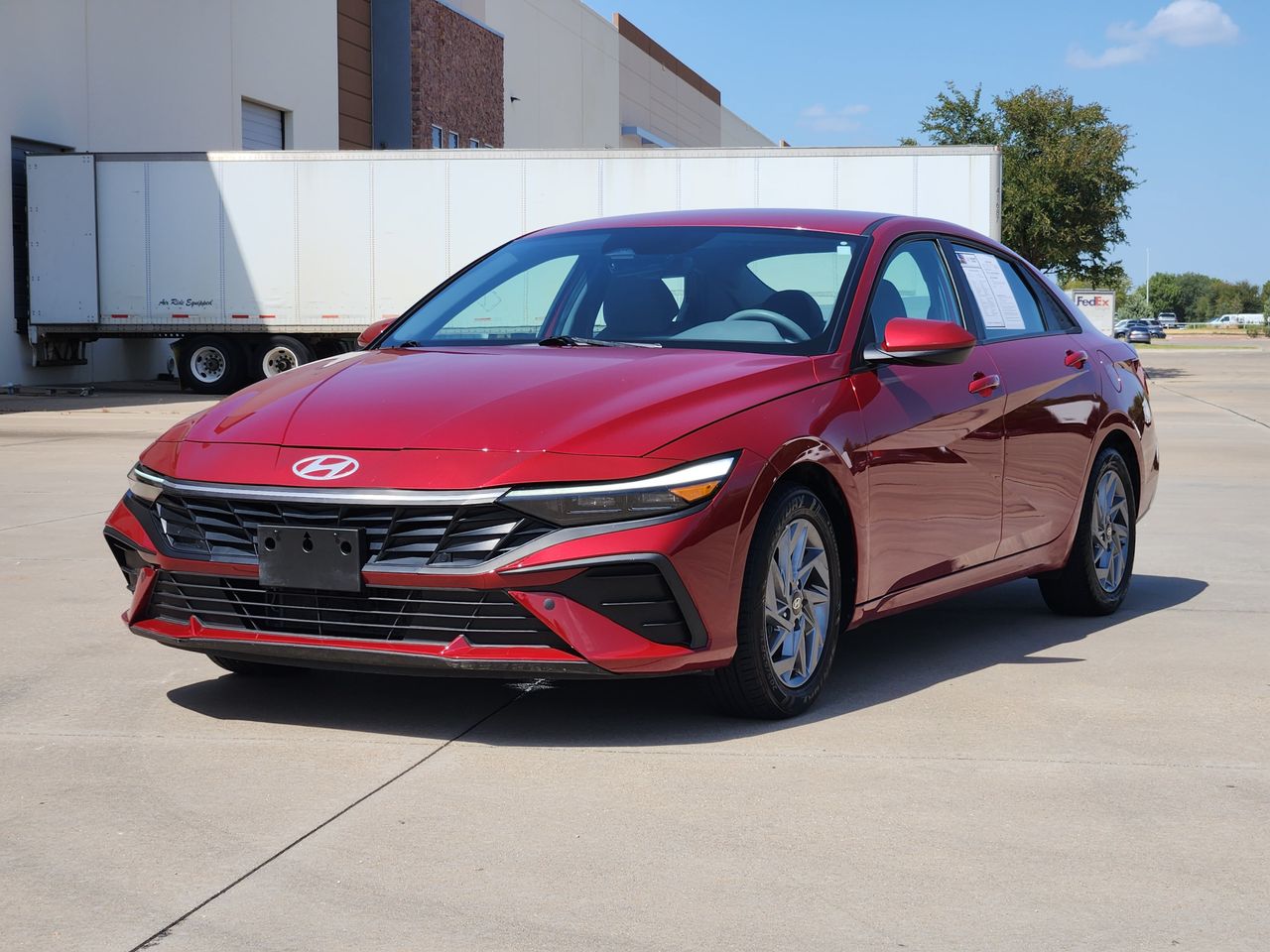 Used 2025 Ultimate Red Hyundai Blue image 2