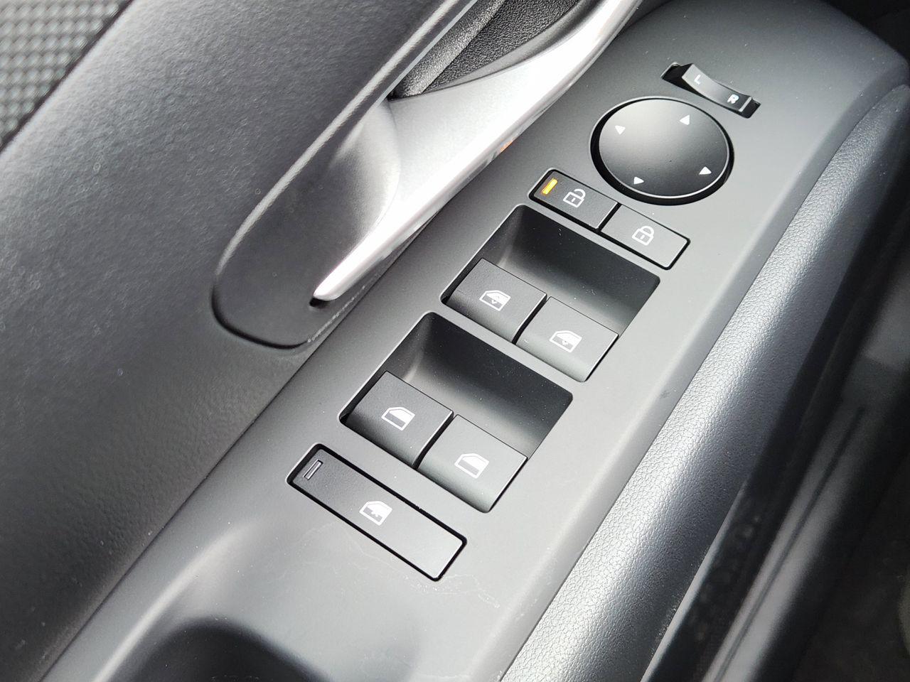 New 2026 R2T Silver Hyundai SEL FWD image 20