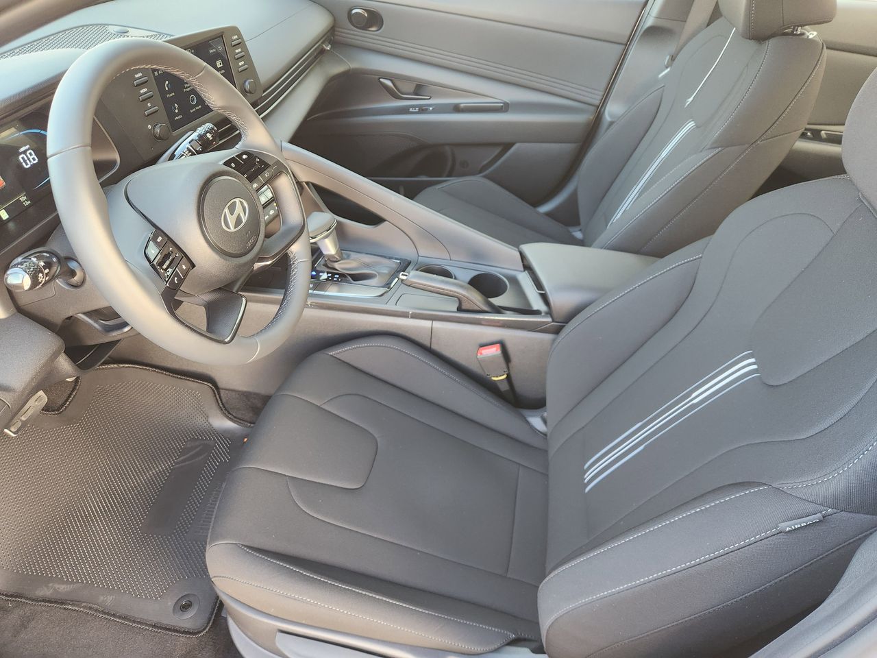 New 2026 W6H White Hyundai SEL Sport image 9