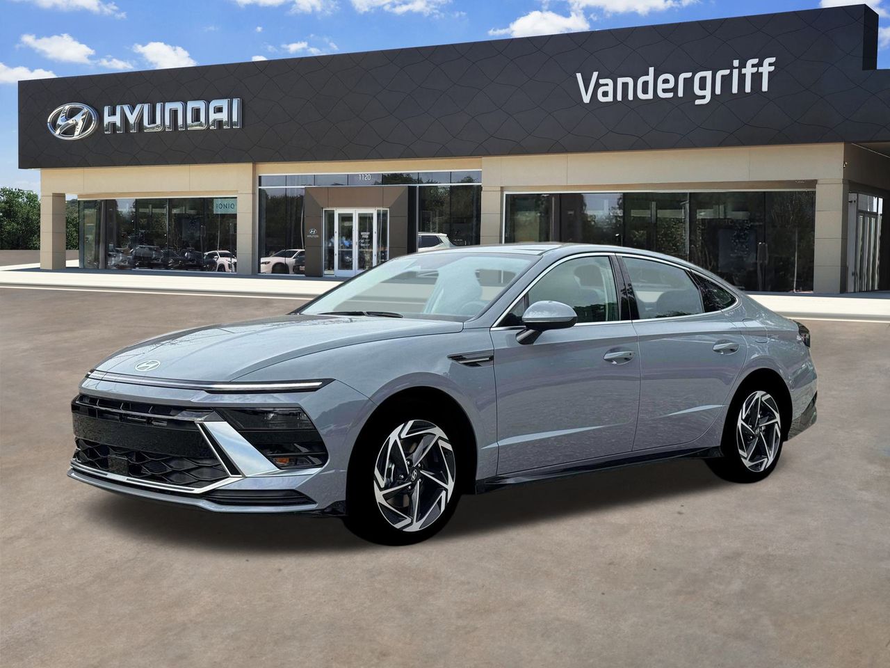 2026 Hyundai Sonata SEL Sport photo 2