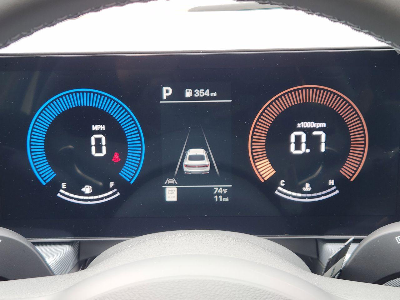 New 2026 T4A Silver Hyundai SEL Sport image 12