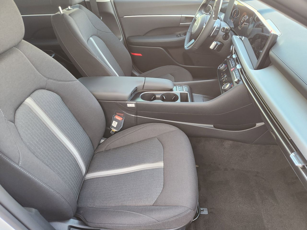 New 2026 W6H White Hyundai SEL Sport image 10