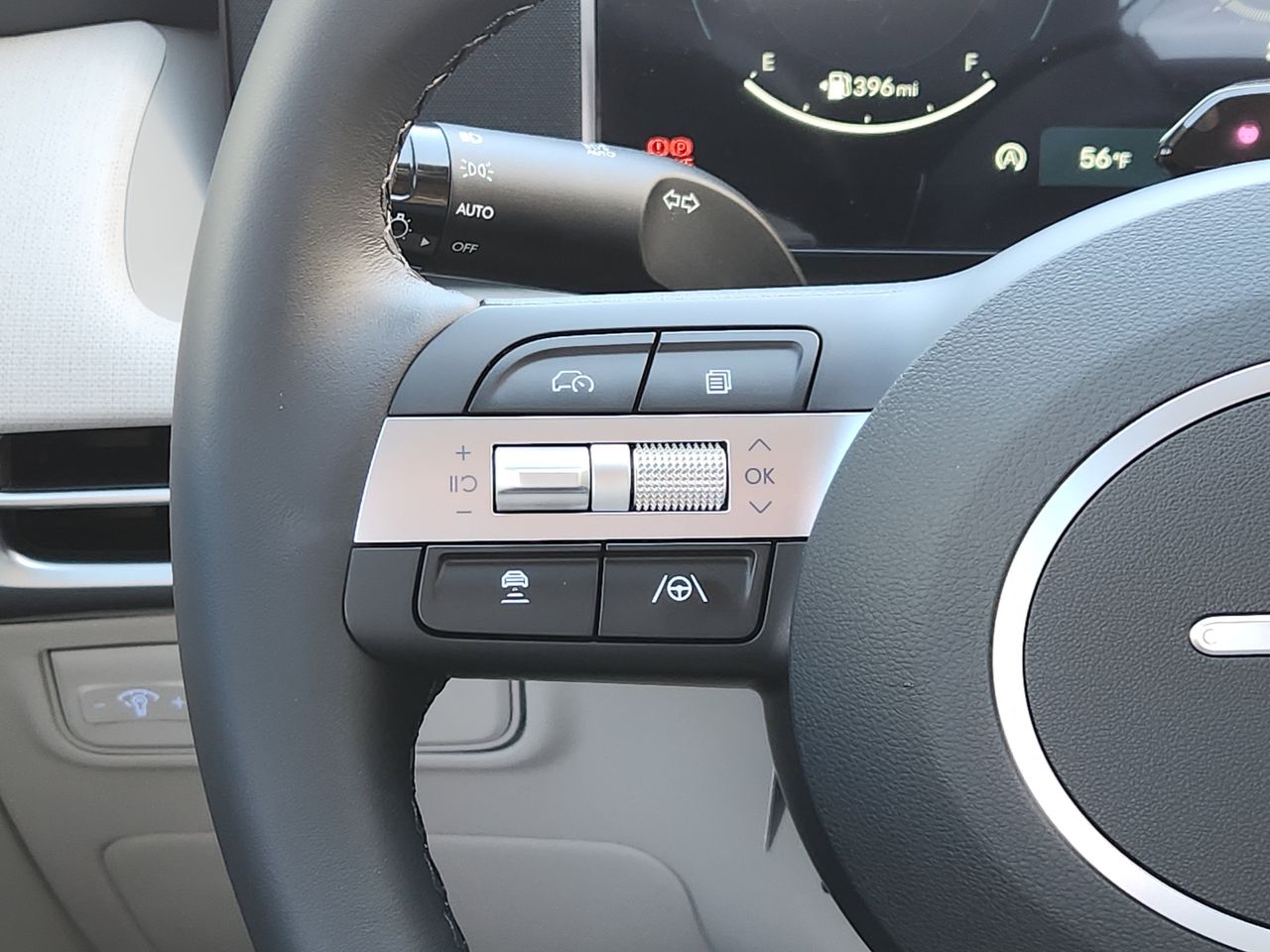 New 2026 W6H White Hyundai SEL Premium FWD image 25