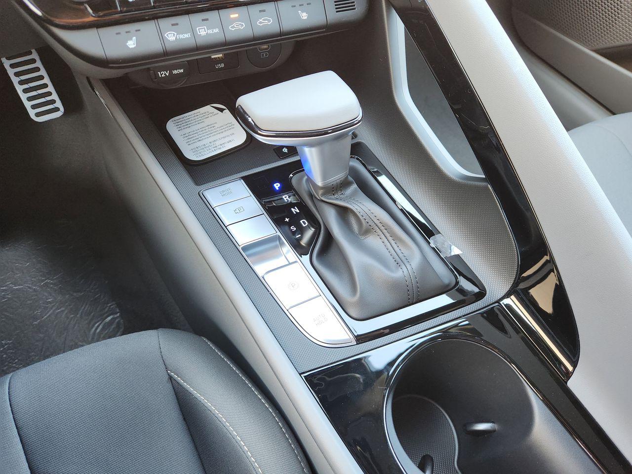 New 2026 Serenity White Hyundai SEL Sport image 18