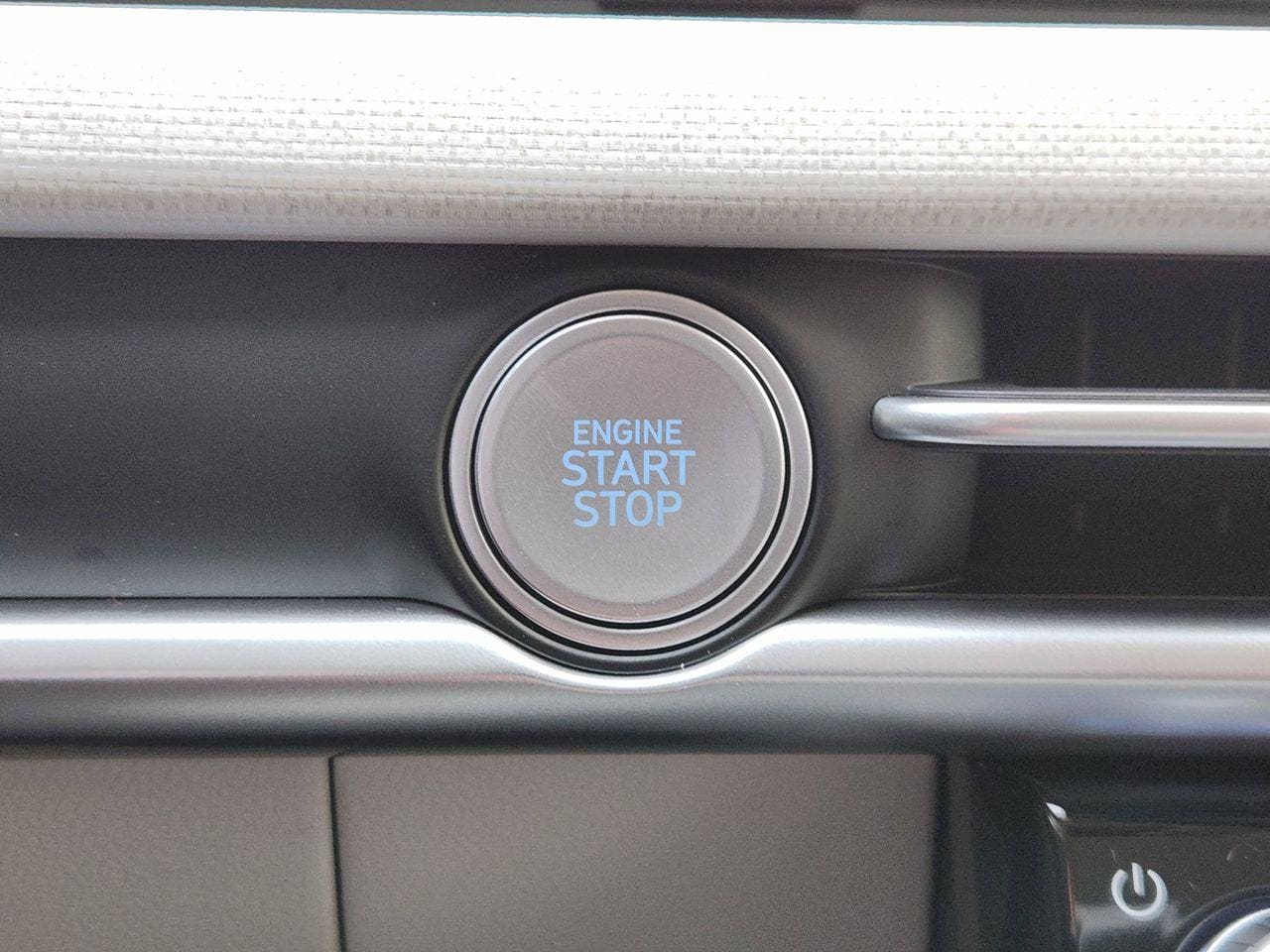 New 2026 S3B Black Hyundai SEL Premium FWD image 19