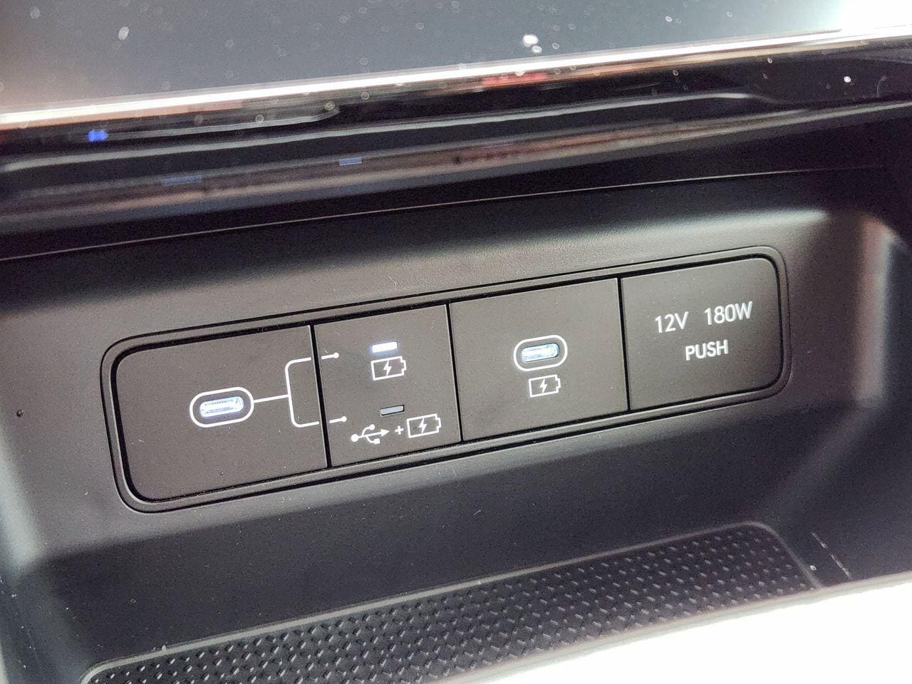 New 2026 S3B Black Hyundai SEL FWD image 17