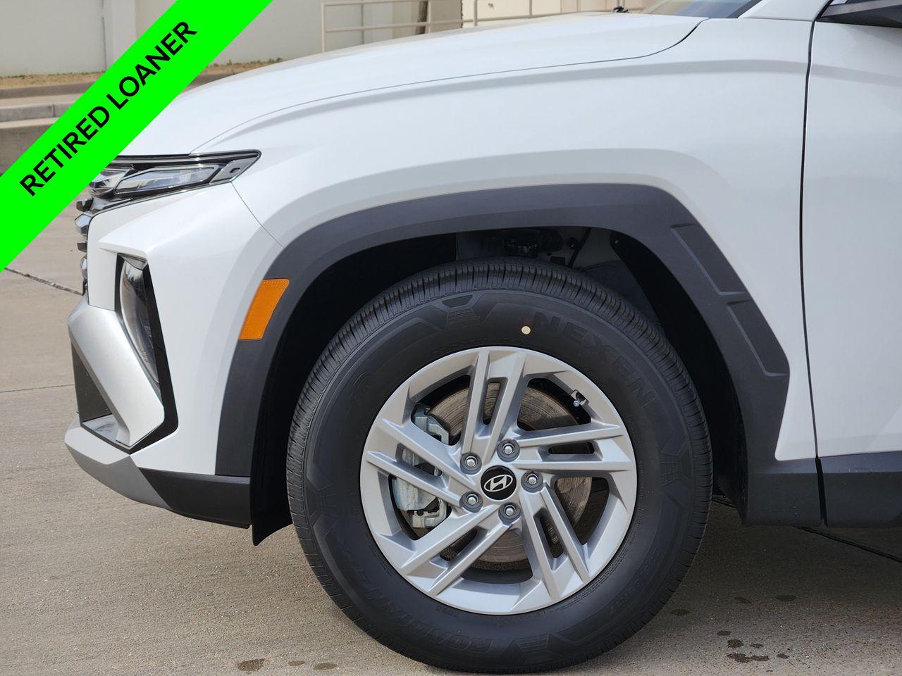 New 2026 Serenity White Pearl Hyundai SE FWD image 5