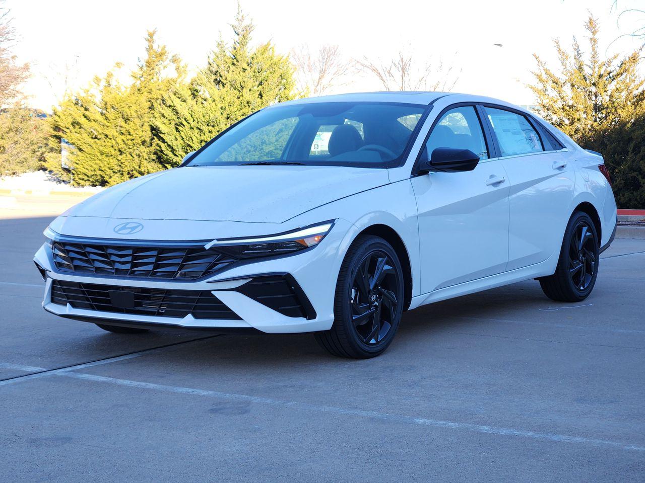 New 2026 W6H White Hyundai SEL Sport Premium image 2