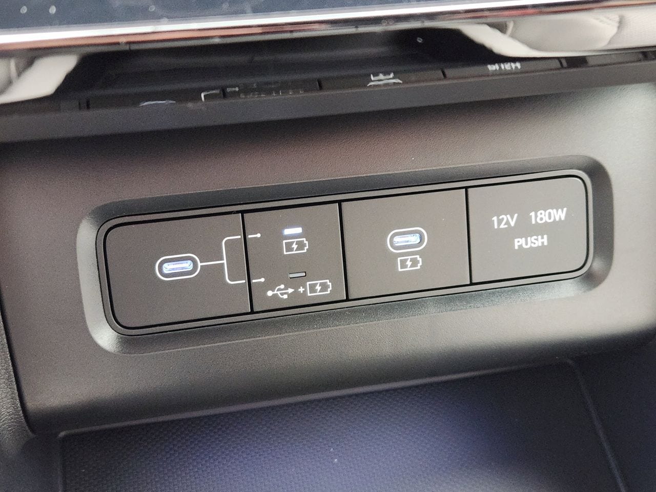 New 2026 W6H White Hyundai Limited FWD image 17