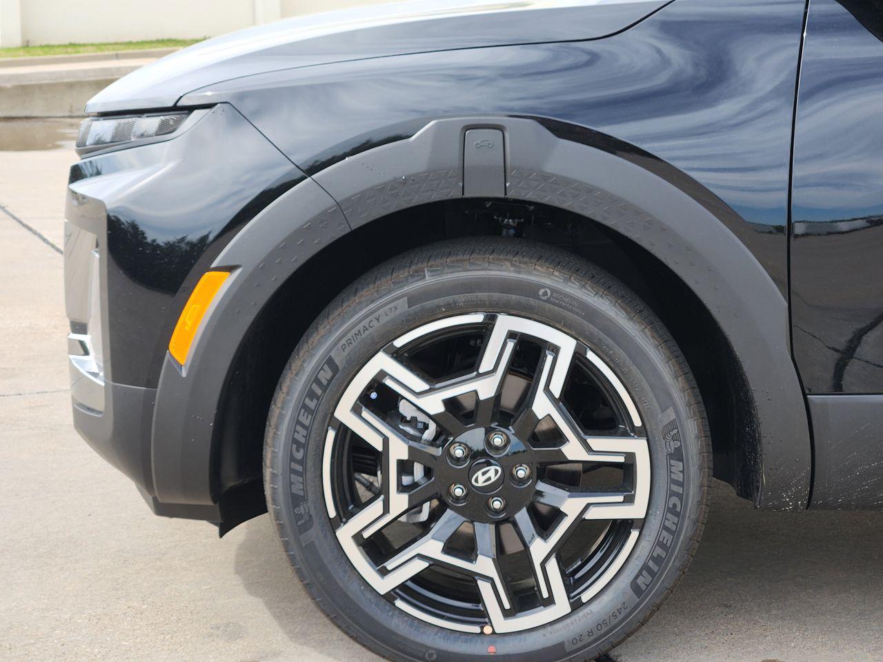 New 2026 S3B Black Hyundai Limited image 5