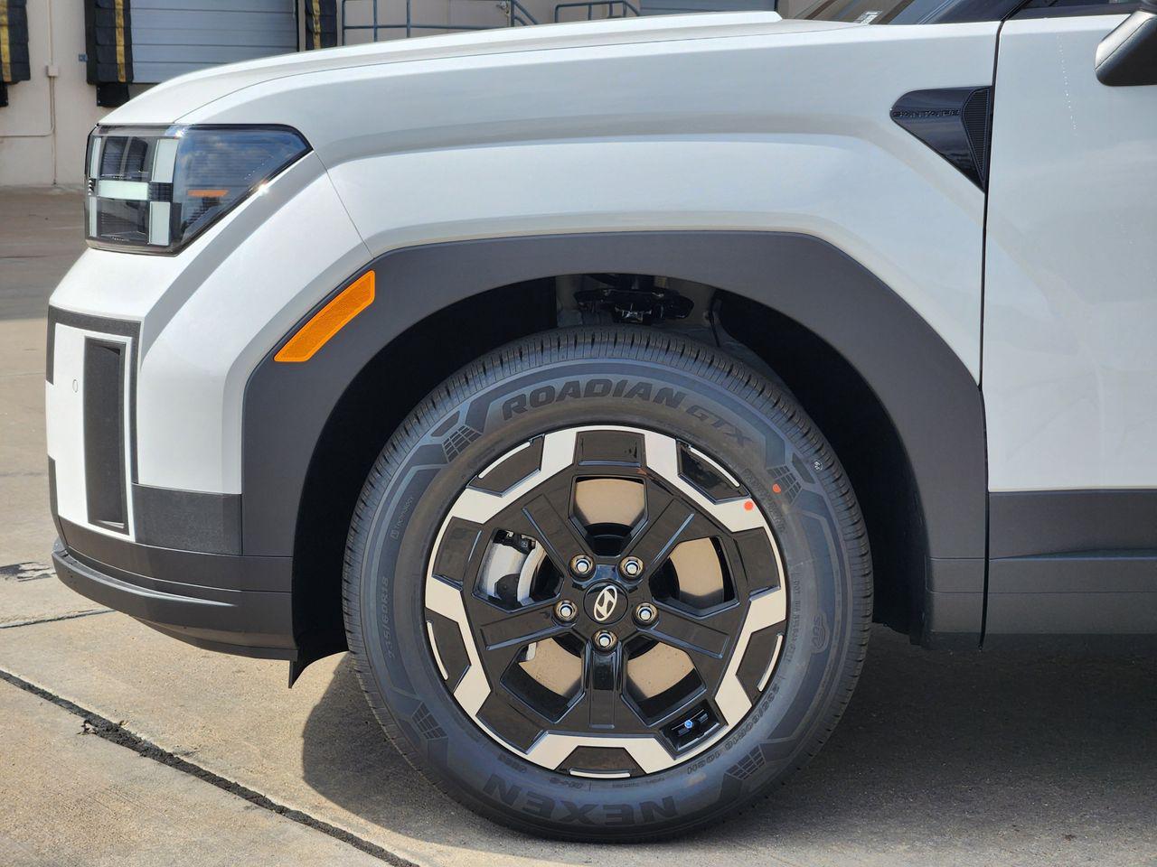 New 2026 W6H White Hyundai SEL FWD image 7