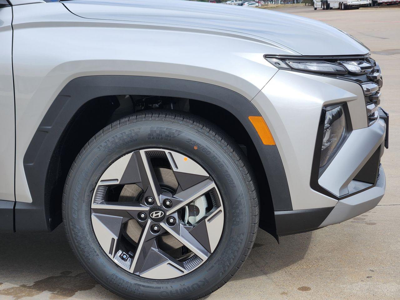 New 2026 R2T Silver Hyundai SEL FWD image 5