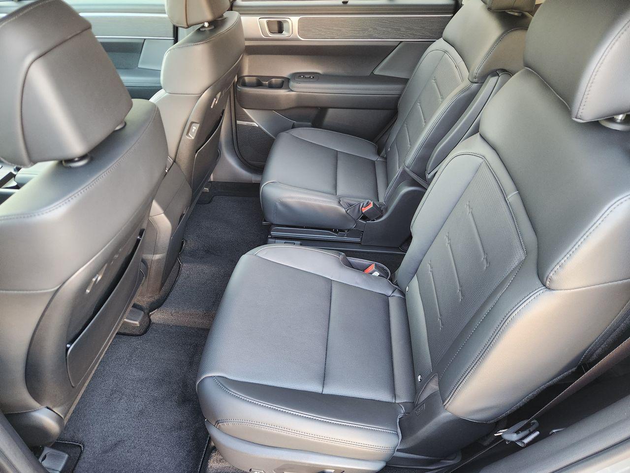 New 2026 Hampton Gray Hyundai Limited FWD image 29