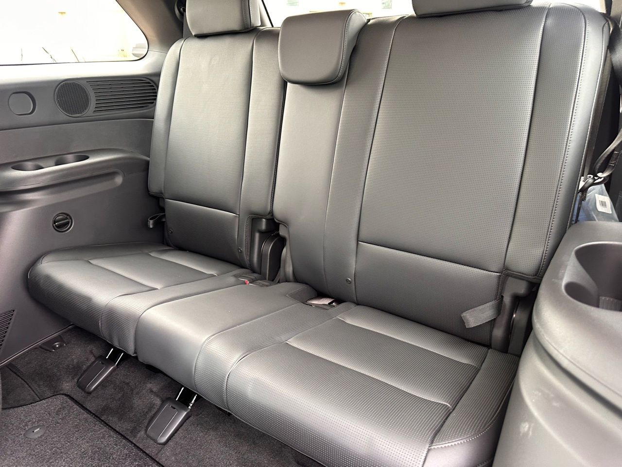 Certified Used 2026 Creamy White Pearl Hyundai Blue SEL Premium 7 Passenger image 17