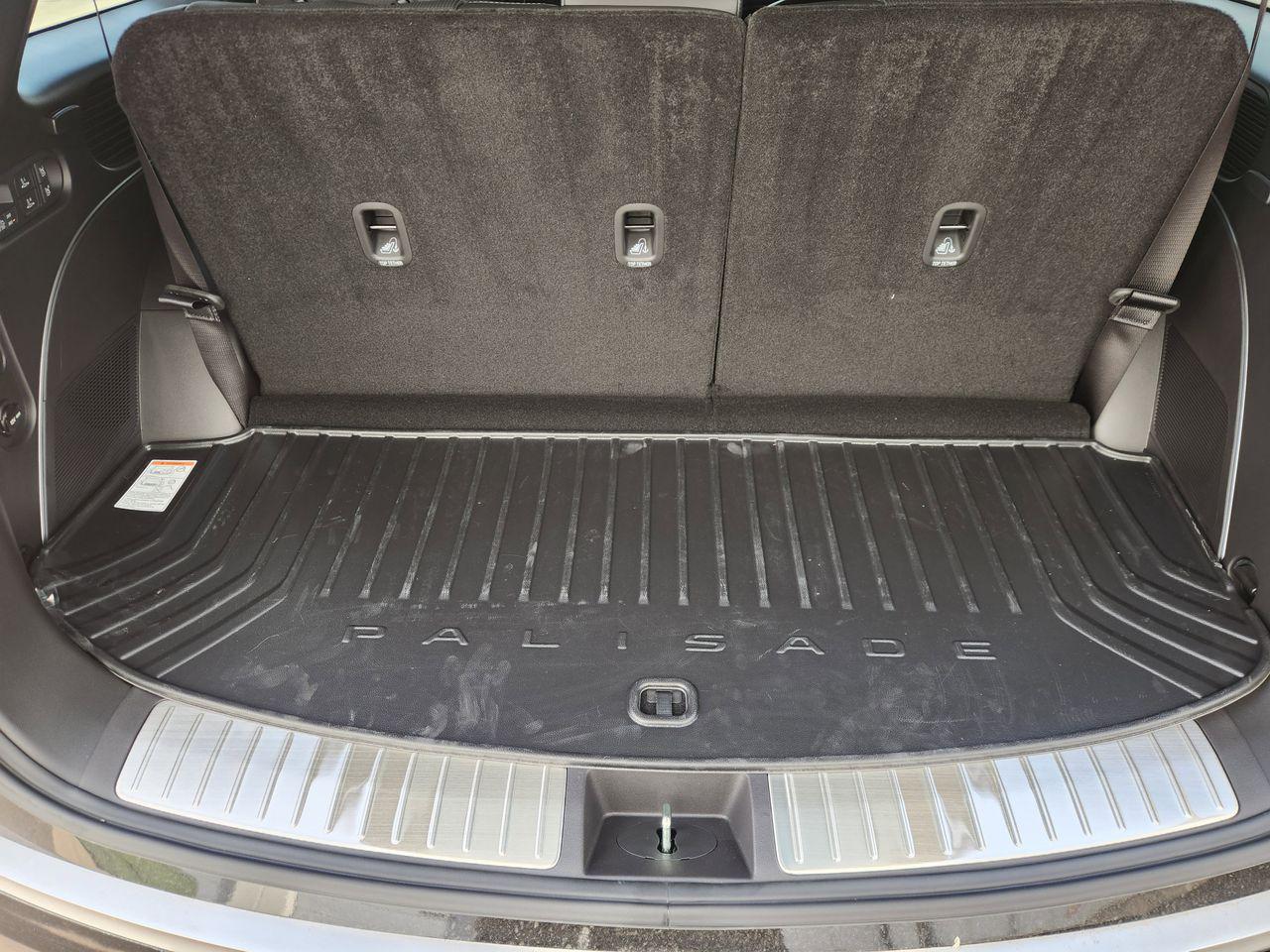 New 2026 Abyss Black Pearl Hyundai Calligraphy FWD image 31