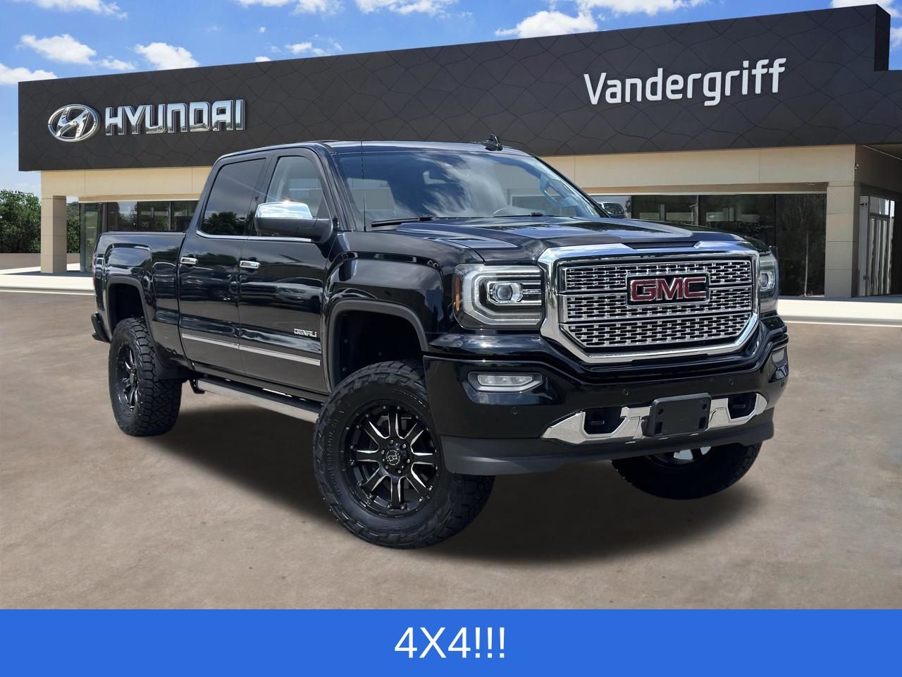 2016 GMC Sierra 4WD Crew Cab Standard Box's photo