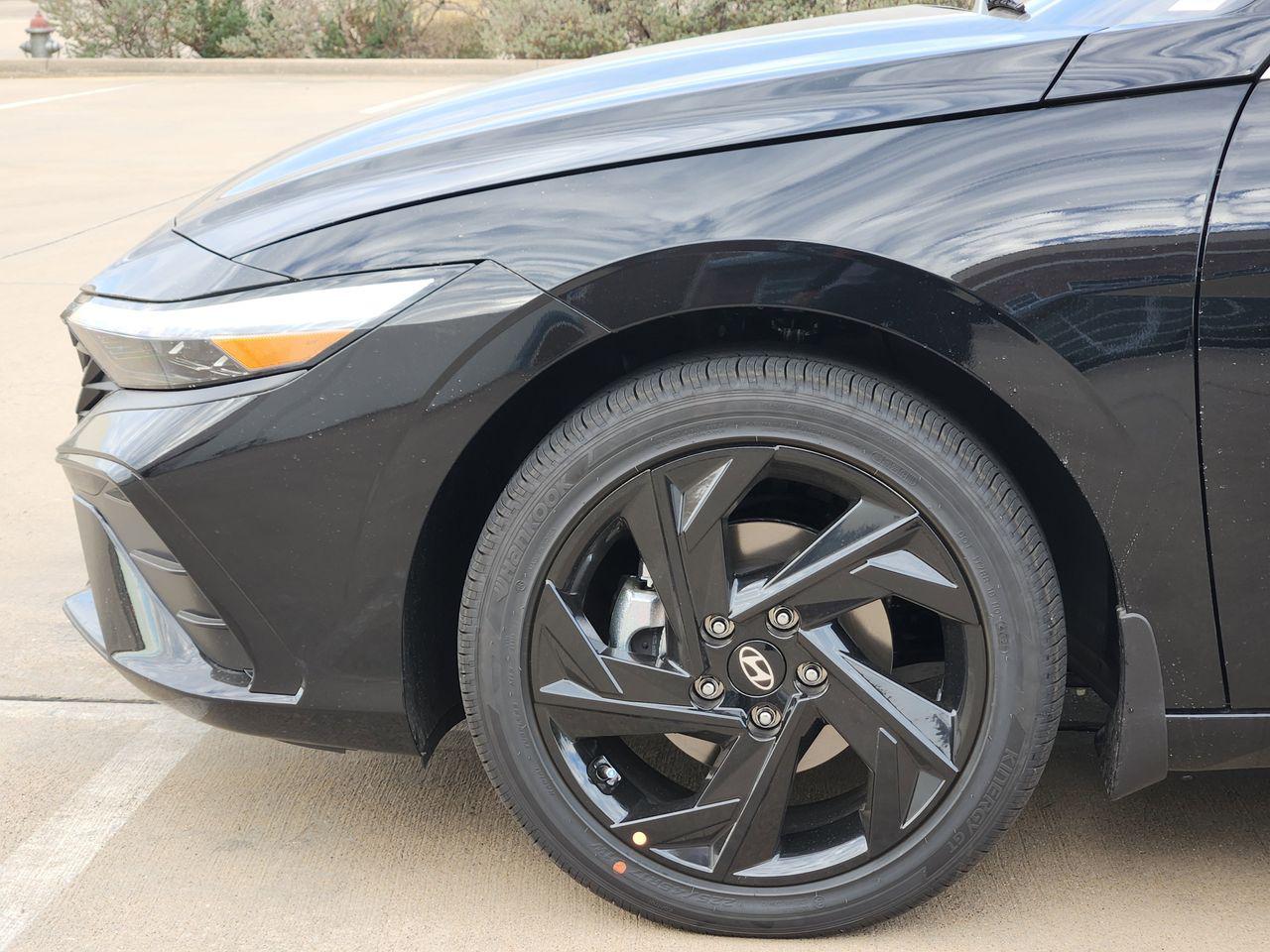 New 2026 A2B Black Hyundai SEL Sport Premium image 5