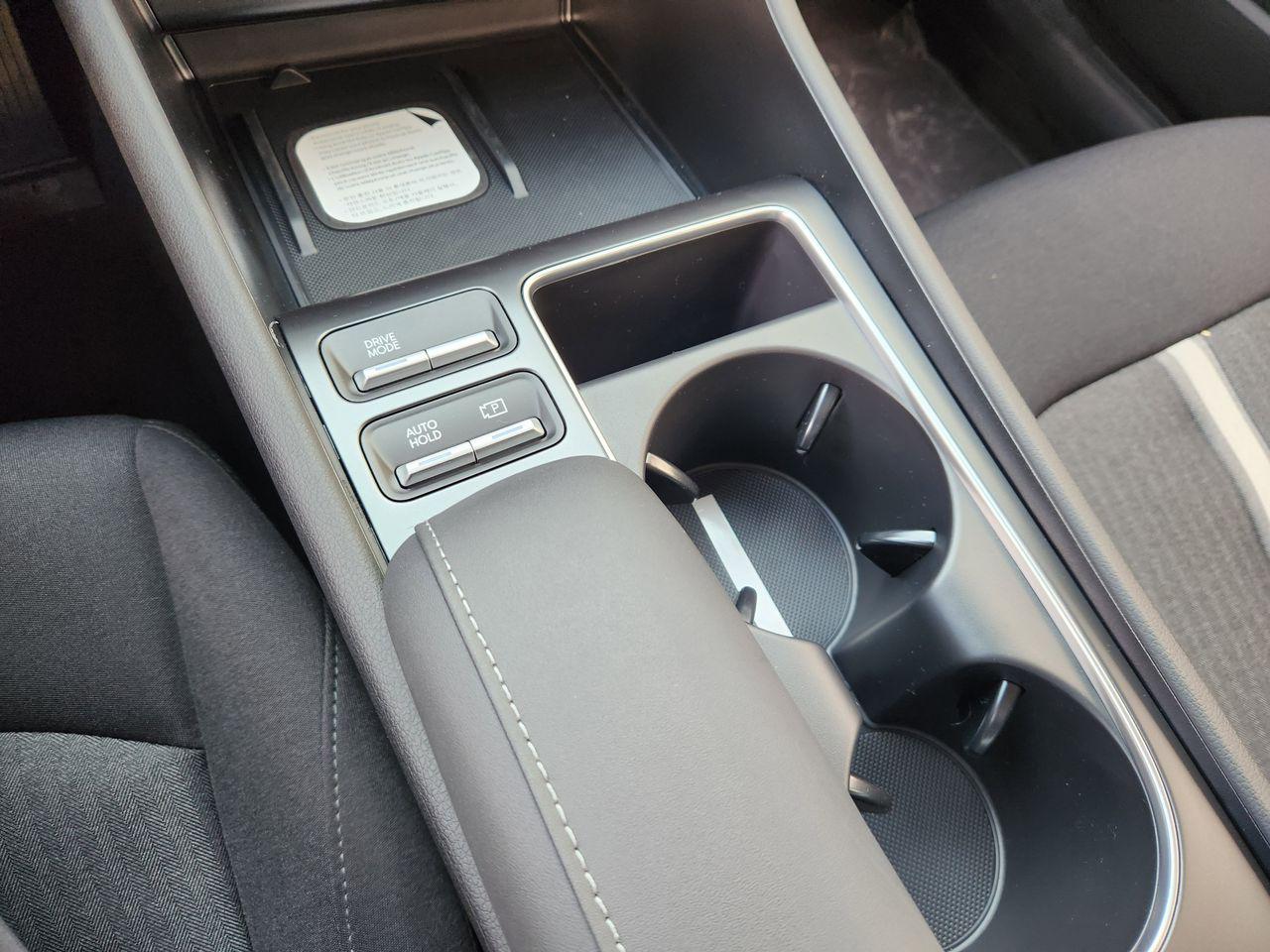 New 2026 W6H White Hyundai SEL Sport image 17