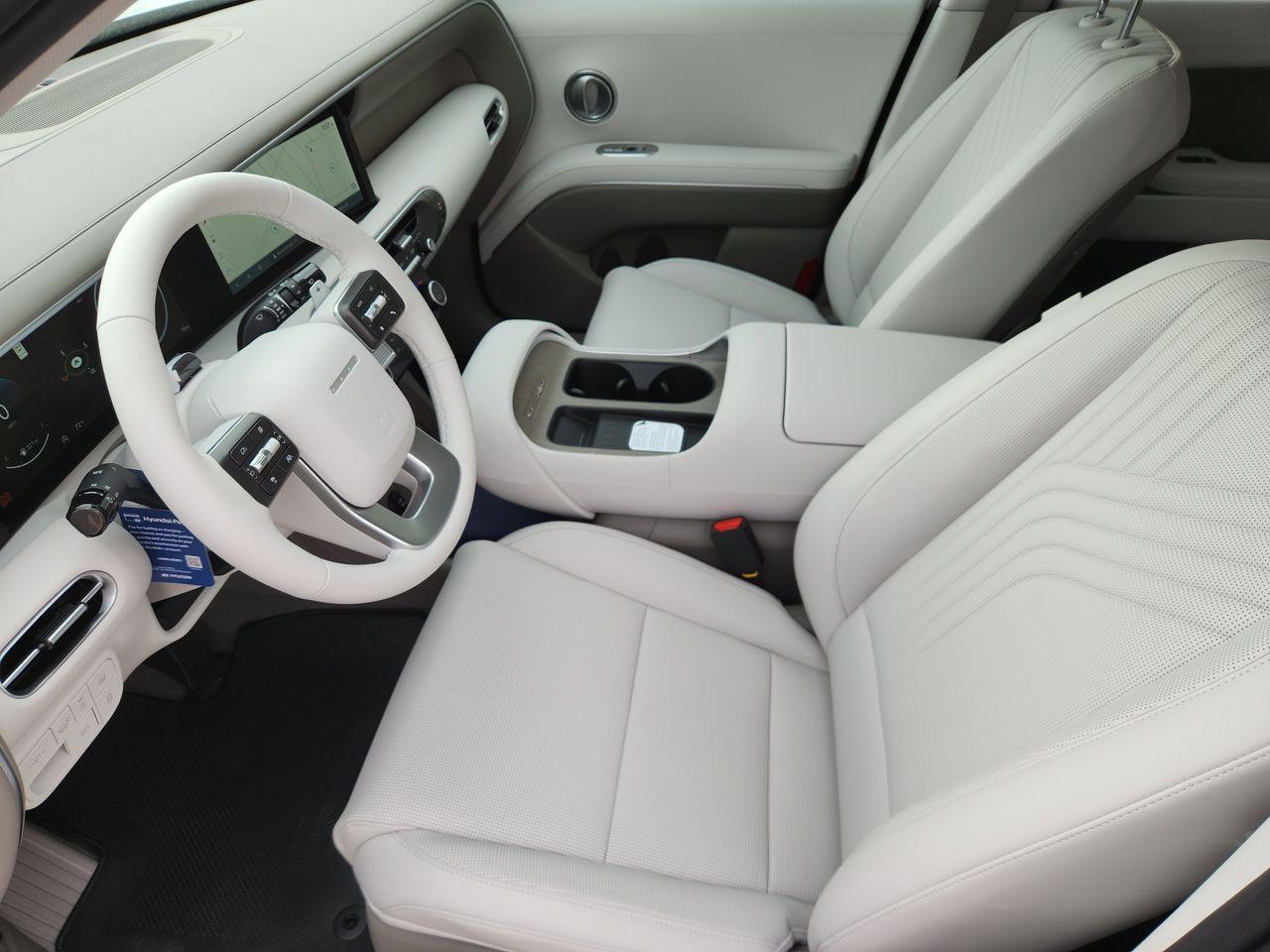 New 2026 WC9 White Hyundai SEL FWD image 9