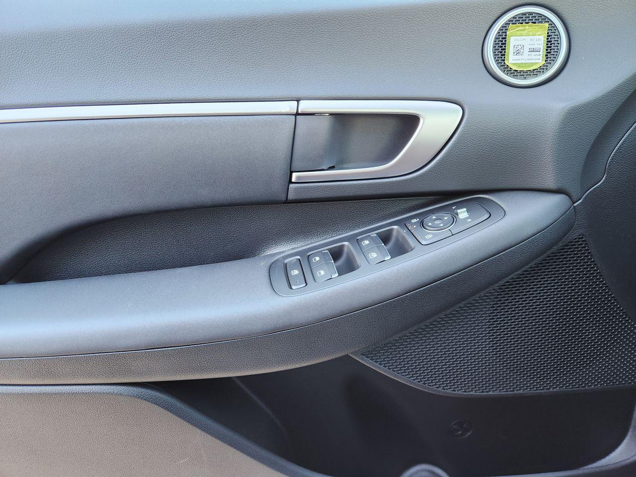 New 2026 Portofino Gray Hyundai SEL Sport image 23