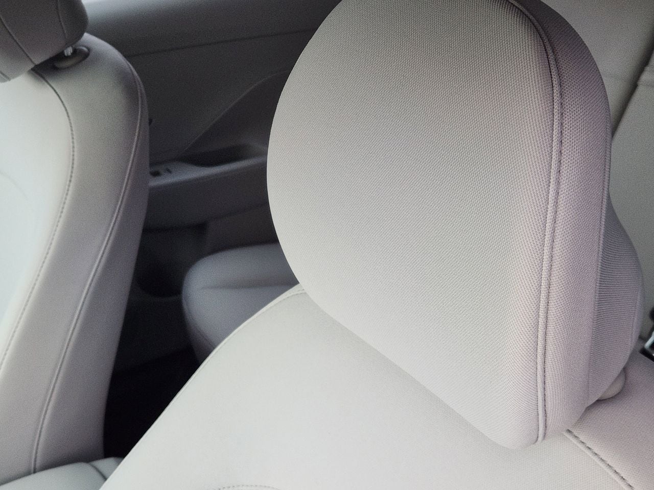 New 2026 C5G Gray Hyundai SEL Sport FWD image 11