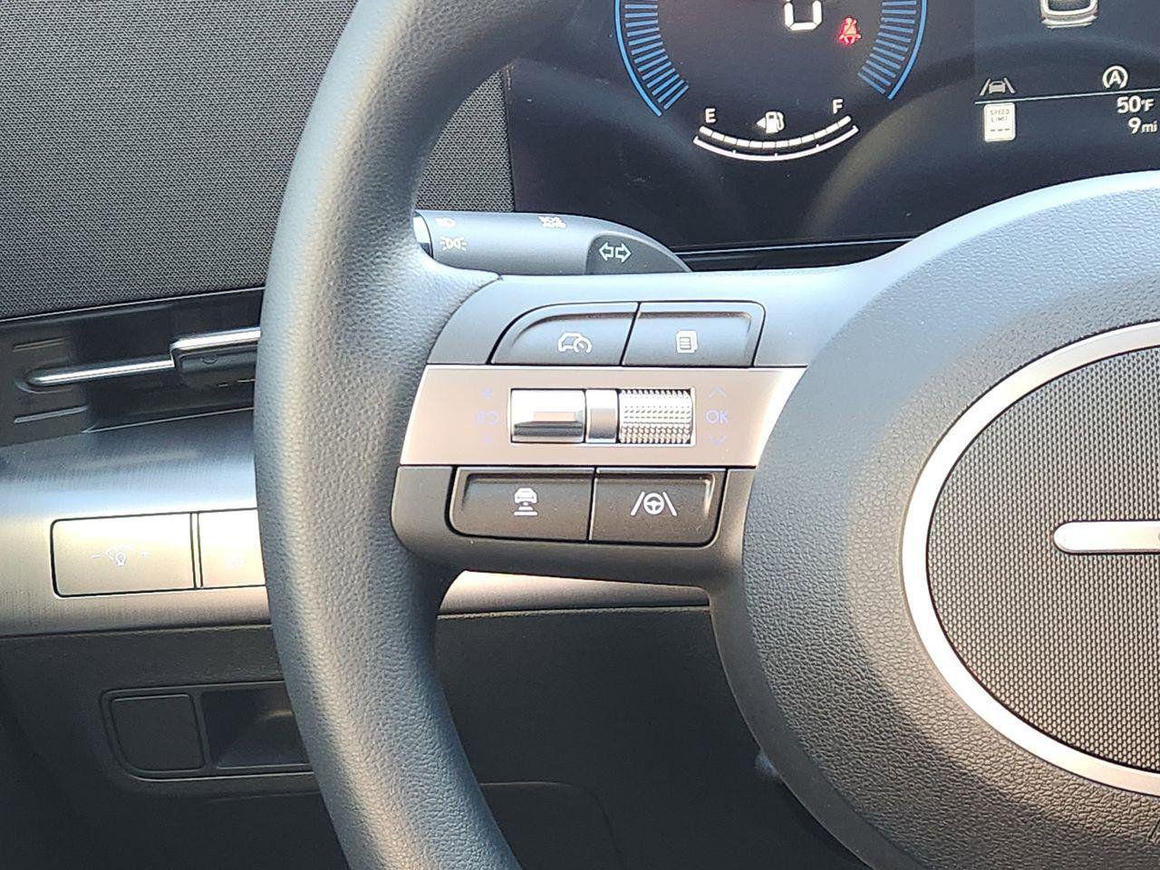 New 2026 C5G Gray Hyundai SE FWD image 27