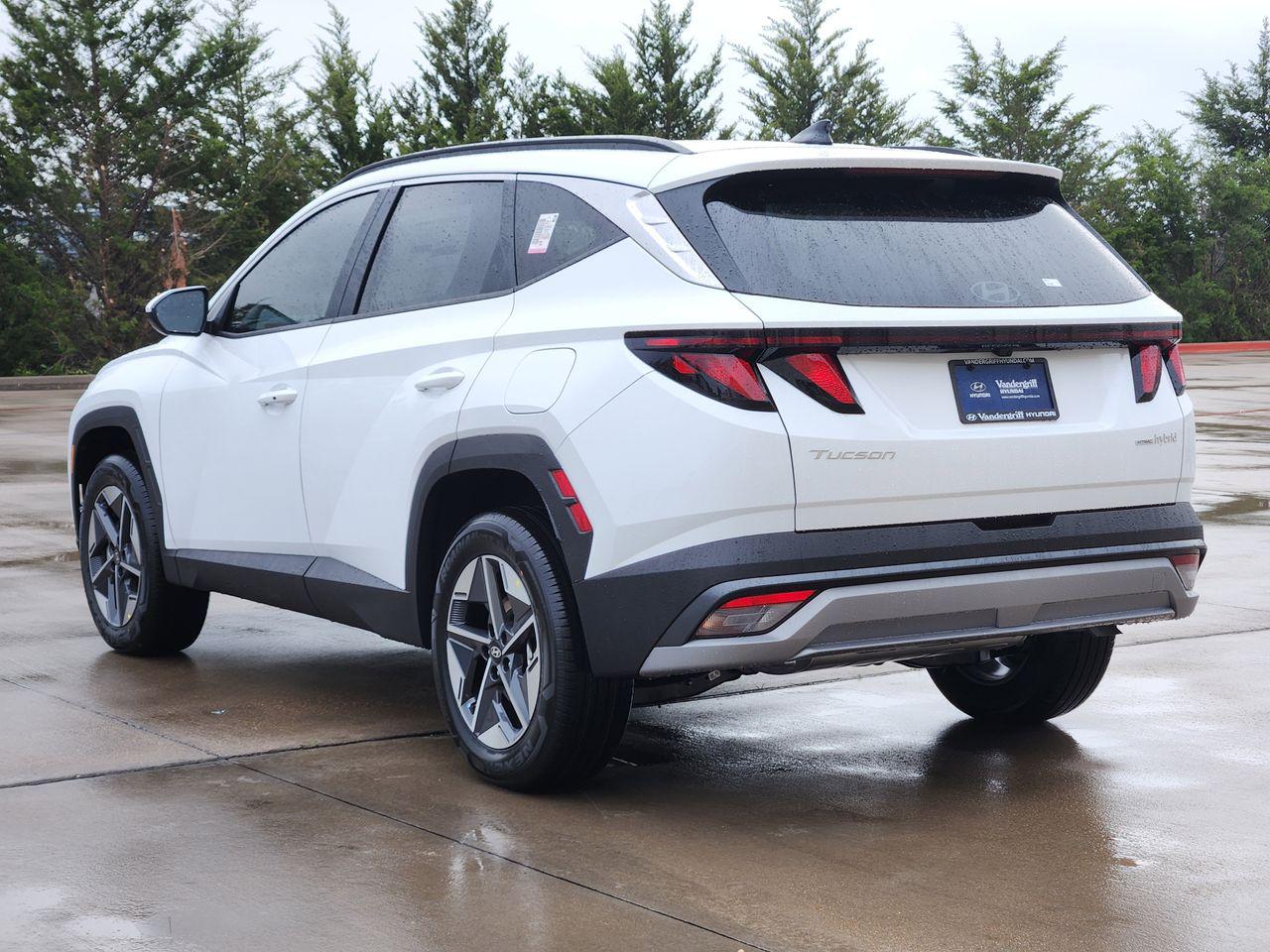 New 2026 Creamy White Pearl Hyundai SEL AWD image 3