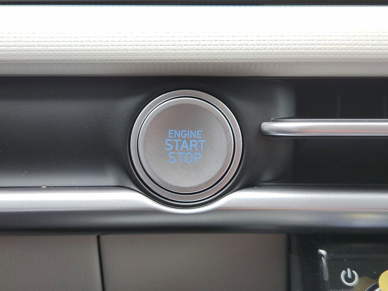 New 2026 S3B Black Hyundai SEL FWD image 16