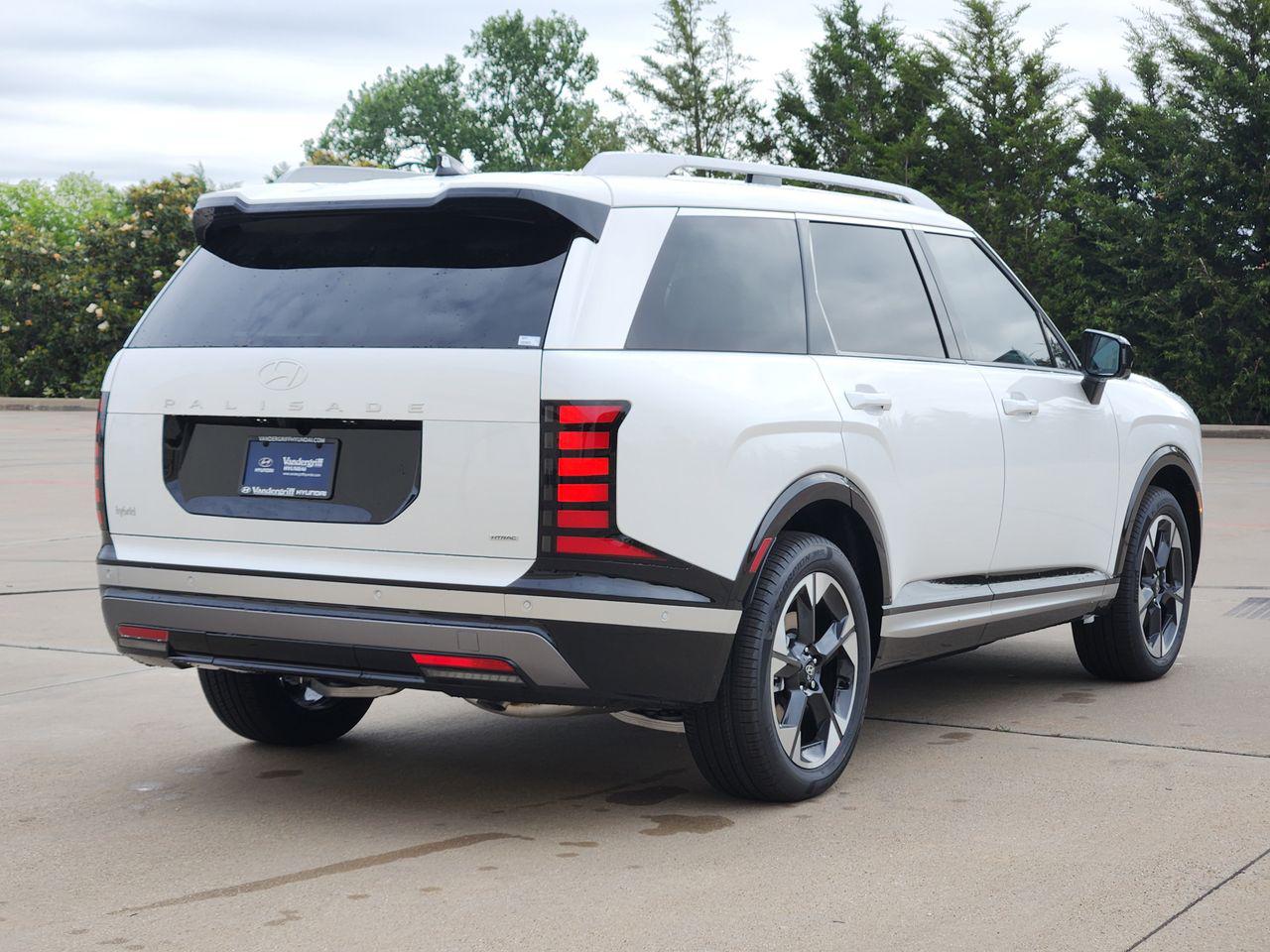New 2026 Creamy White Pearl Hyundai Limited image 4