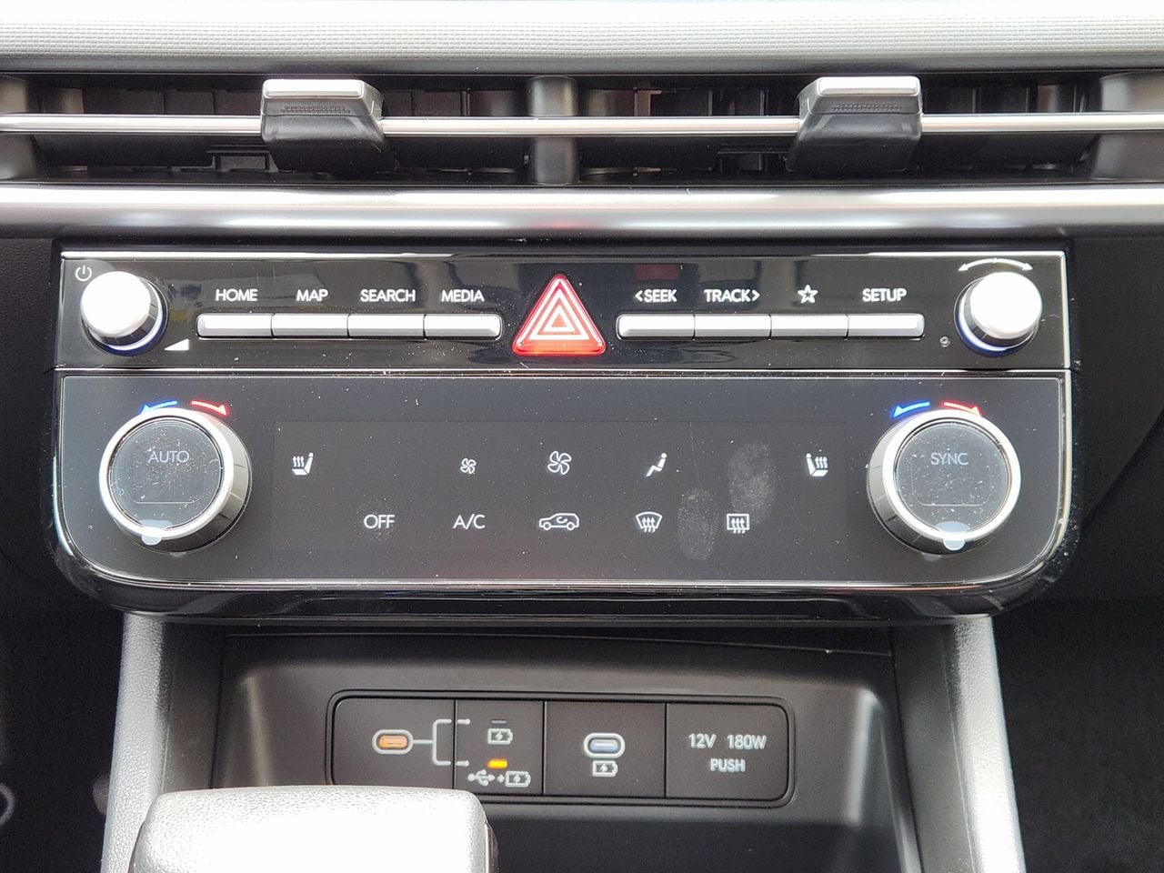 New 2026 S3B Black Hyundai SEL FWD image 15