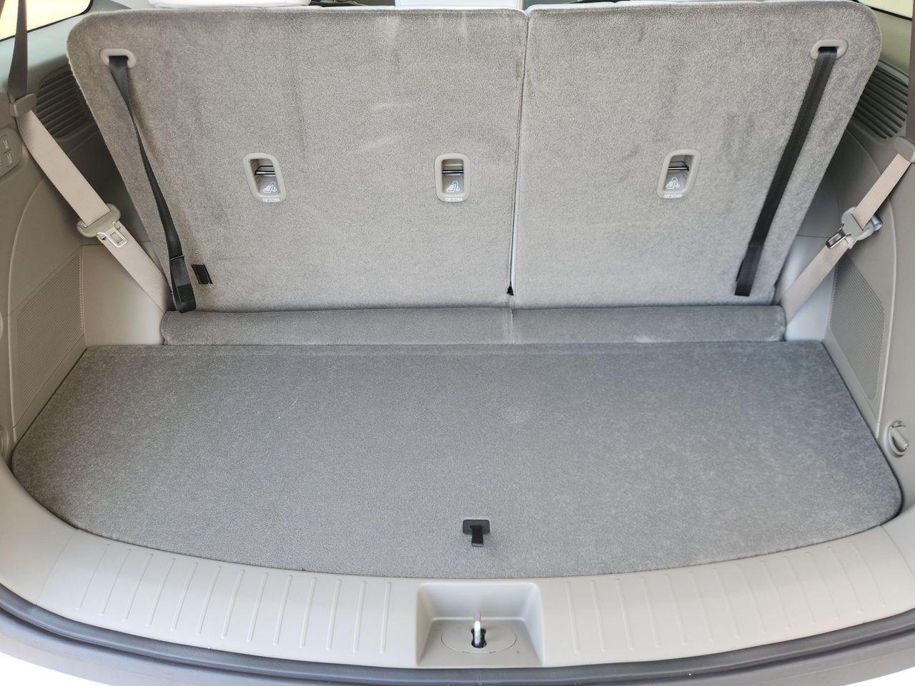 New 2027 Creamy White Pearl Hyundai SEL FWD image 29
