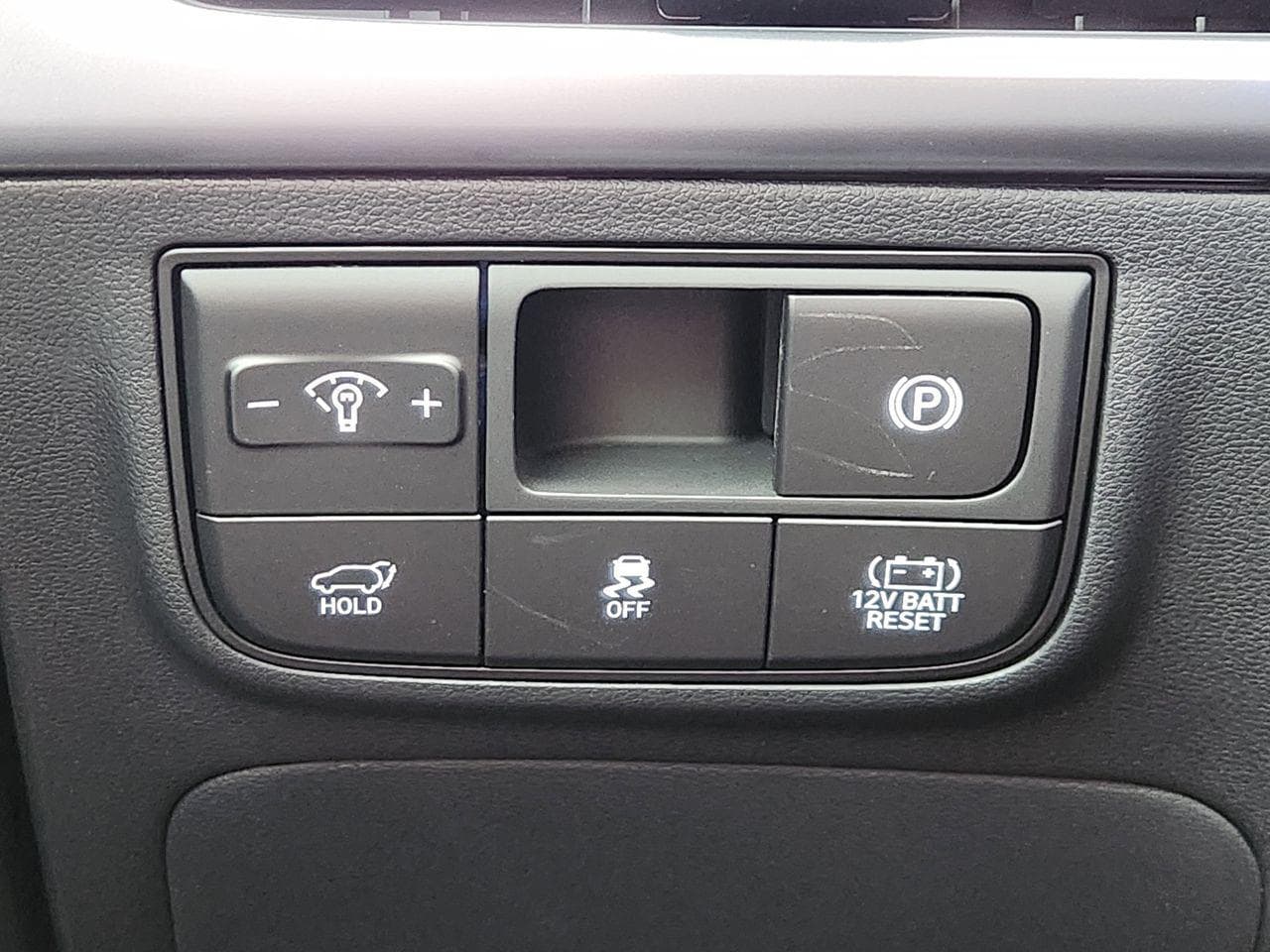 New 2026 Creamy White Pearl Hyundai SEL AWD image 21