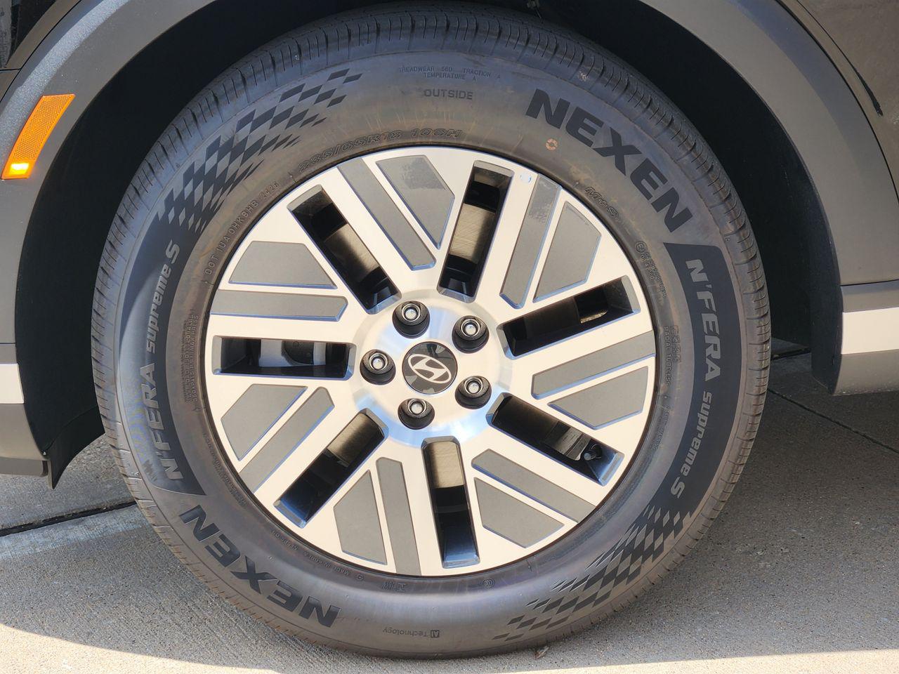 New 2027 Abyss Black Pearl Hyundai Blue SEL Premium 7P image 7