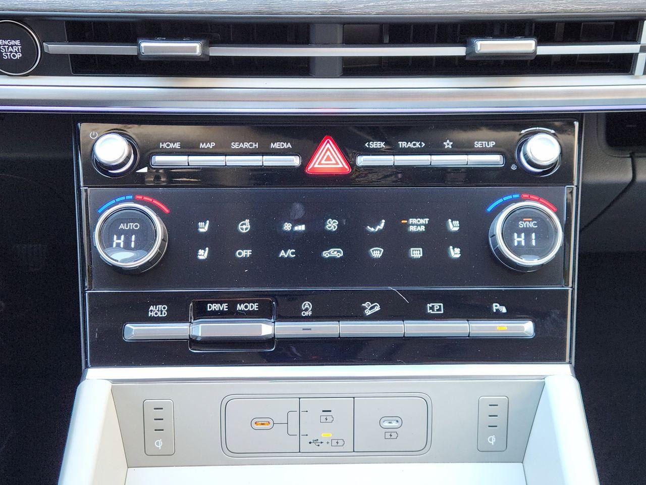 New 2026 NT2 Gray Hyundai Limited FWD image 15